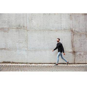 وقتی خسته و بی‌روحیه هستید؛ فقط با ۱۵ دقیقه پیاده‌روی، انرژی شما بیشتر می شود!